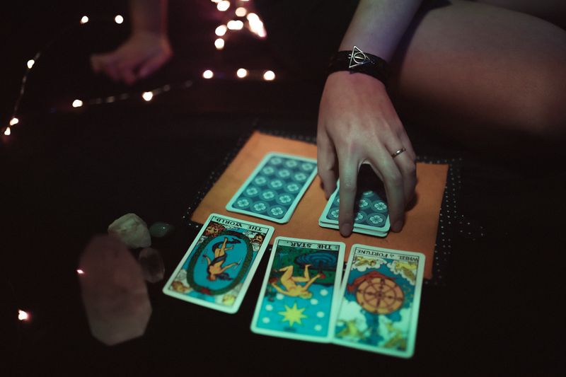 Tarot pro rok 2026 — roční rozvoj karet